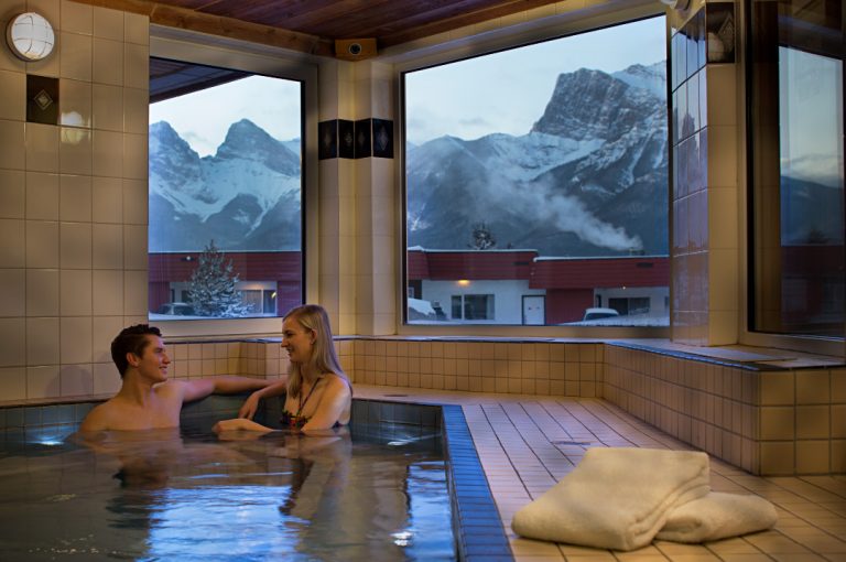 Hot Tub Rocky Mountain Ski Lodge